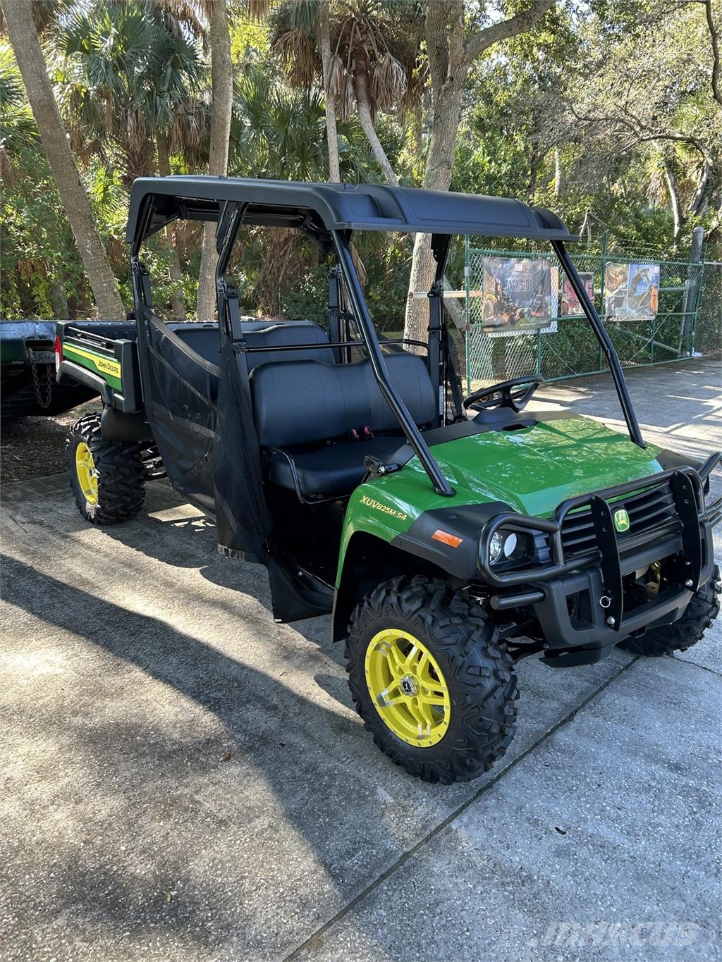 John Deere XUV 825I S4 ماكينات منفعة عامة