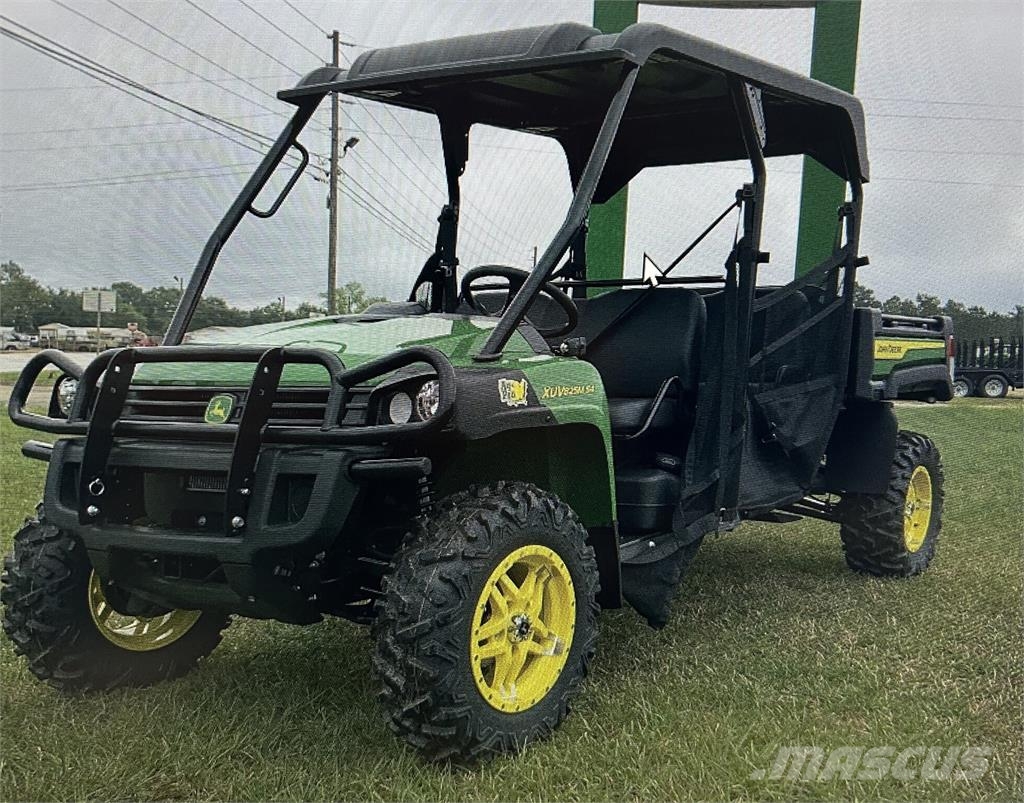John Deere XUV 825I S4 ماكينات منفعة عامة