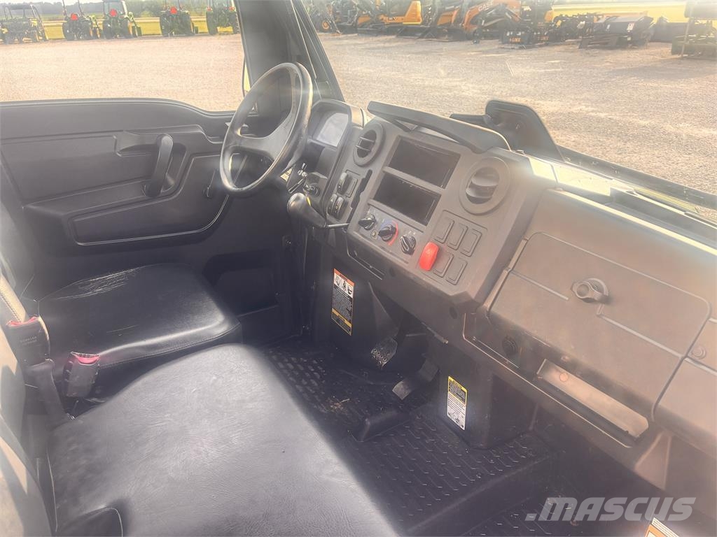 John Deere XUV 835M Úžitkové vozne