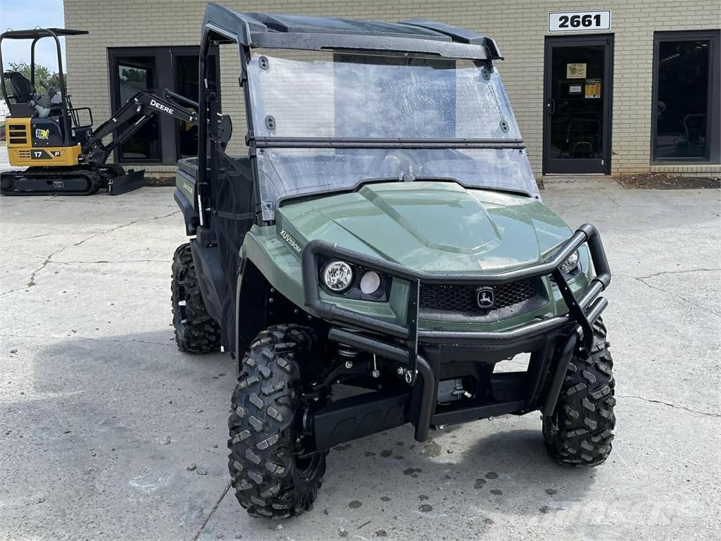 John Deere XUV 590M Pomoćni strojevi