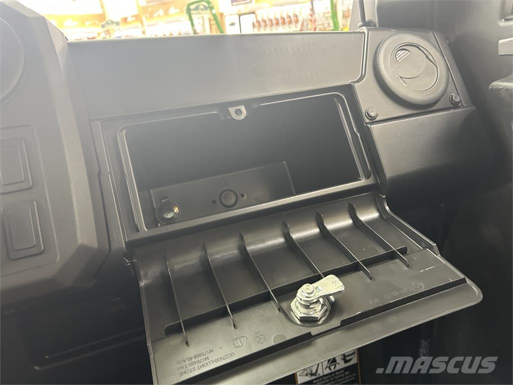 John Deere XUV 845M HVAC Cab Χρηστικές μηχανές