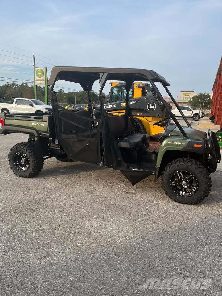 John Deere XUV 825M ماكينات منفعة عامة