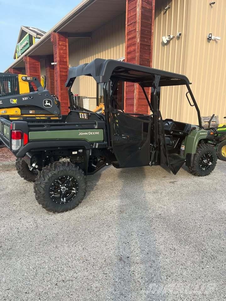 John Deere XUV 825M ماكينات منفعة عامة