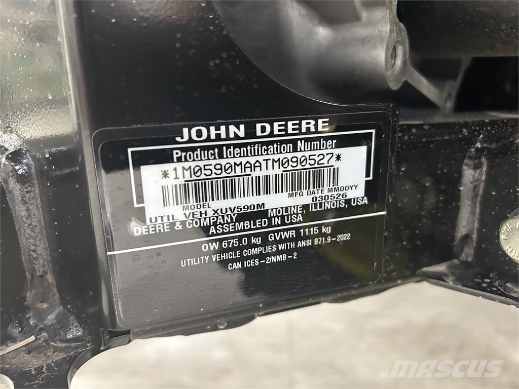 John Deere XUV 590M Pomoćne mašine