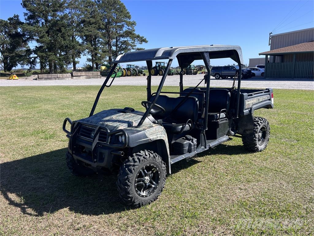 John Deere XUV 825M ماكينات منفعة عامة