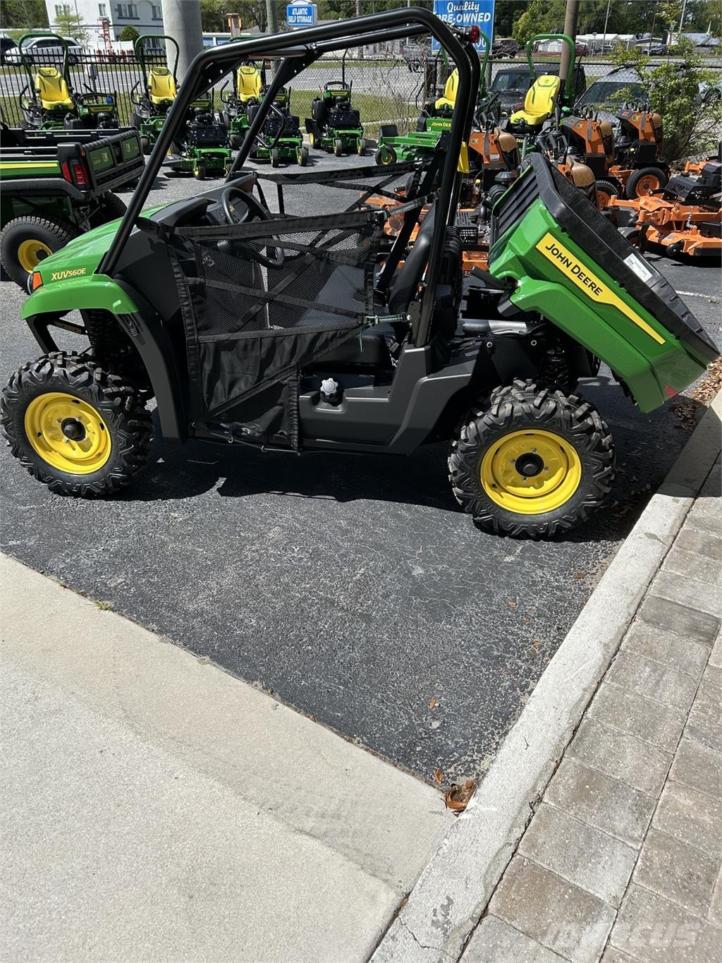 John Deere XUV 560E Utility machines