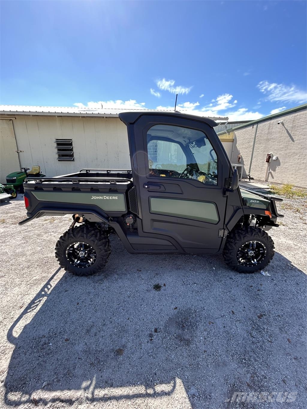 John Deere XUV 845M HVAC Cab Redskapsbärare