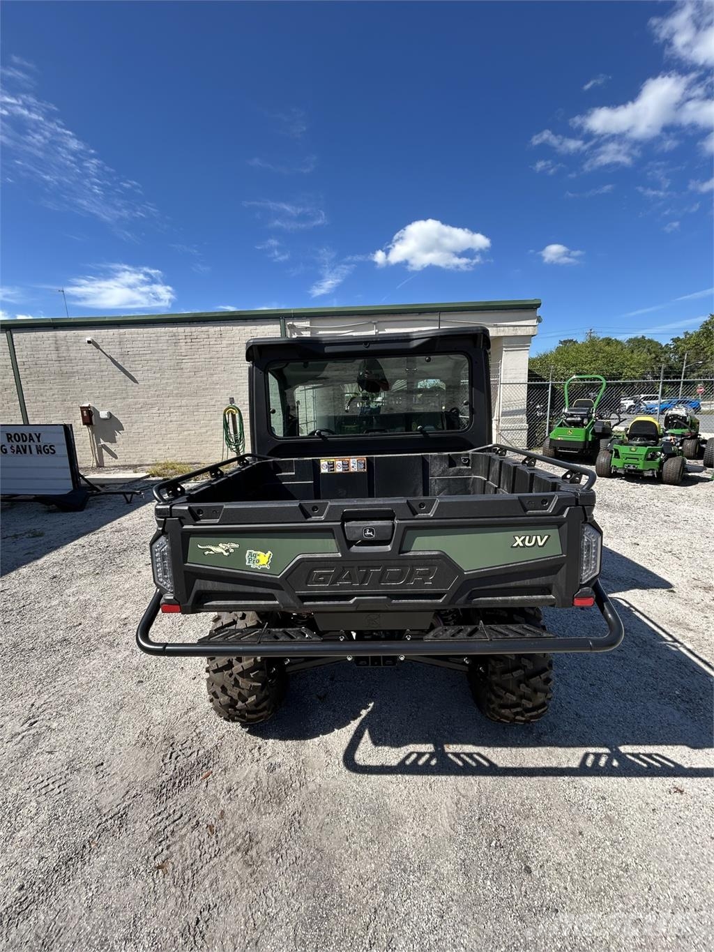 John Deere XUV 845M HVAC Cab Redskapsbärare