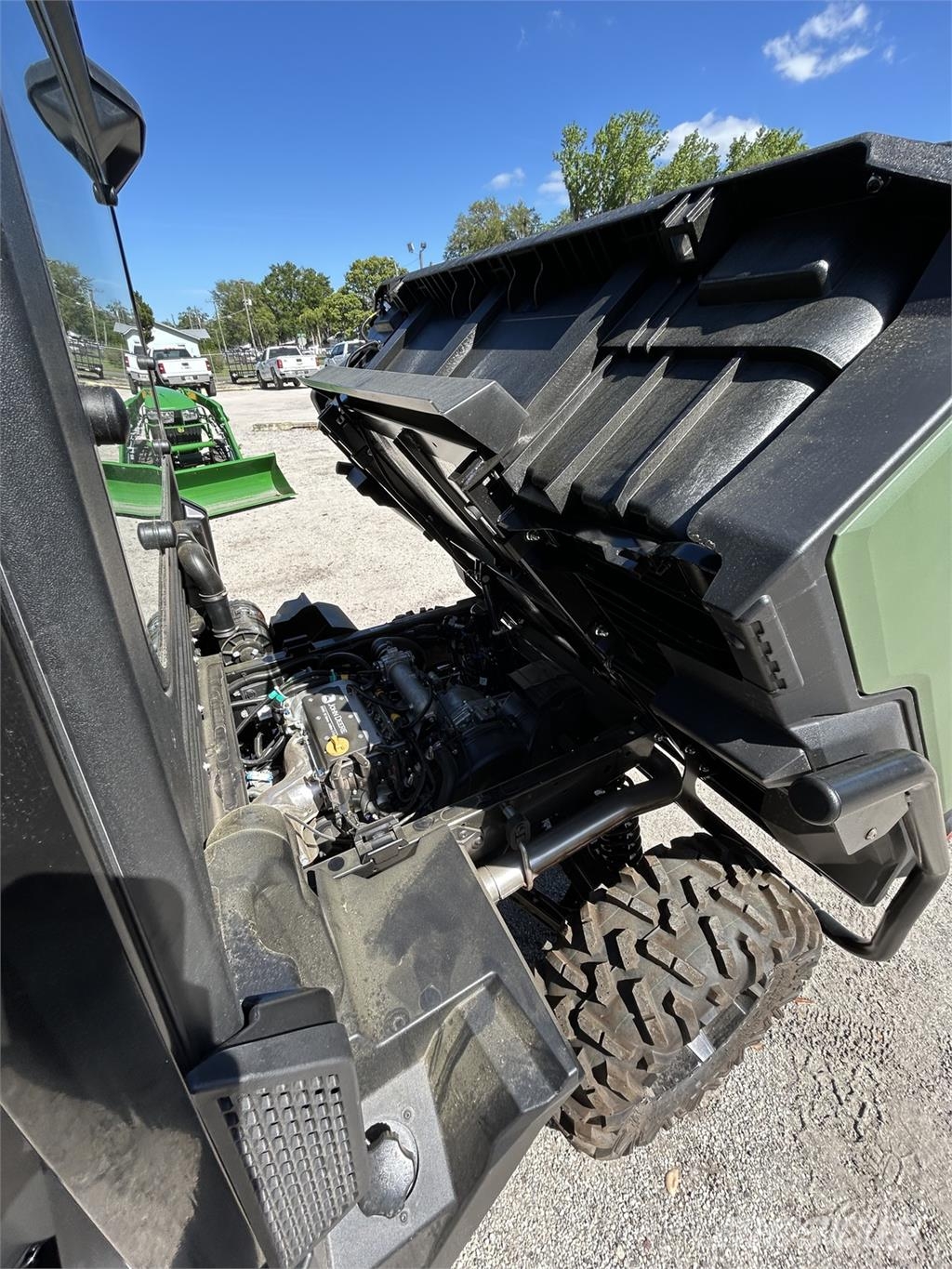 John Deere XUV 845M HVAC Cab Redskapsbärare