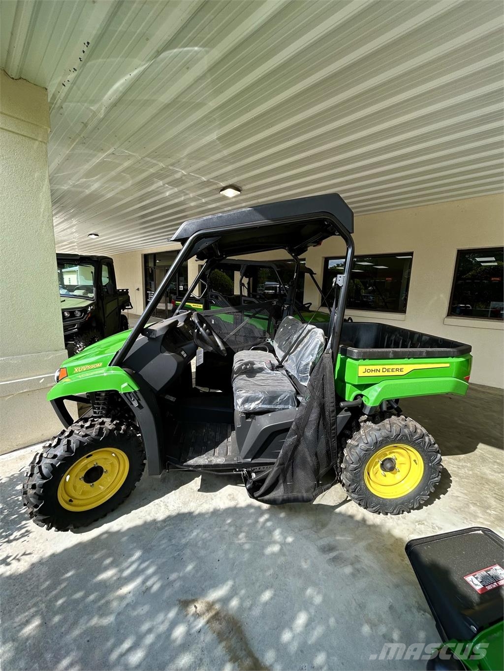 John Deere XUV 590M Úžitkové vozne