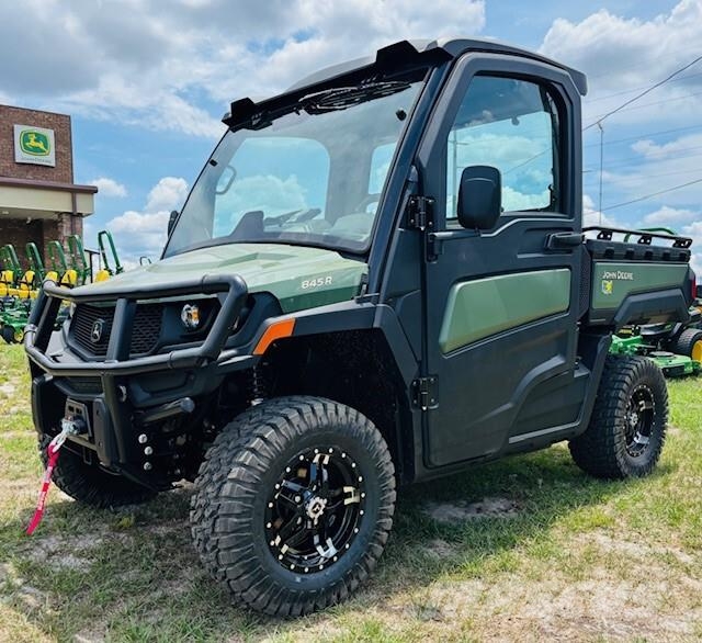 John Deere XUV 845R Premium Cab Pomoćne mašine