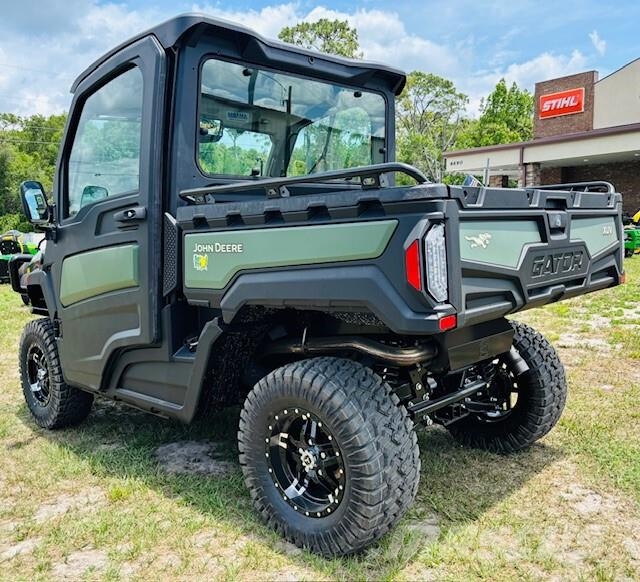John Deere XUV 845R Premium Cab Pomoćne mašine