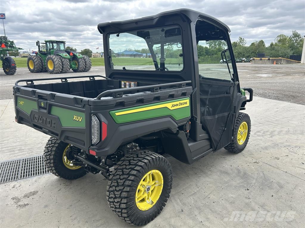 John Deere XUV 875M Diesel Pomoćni strojevi