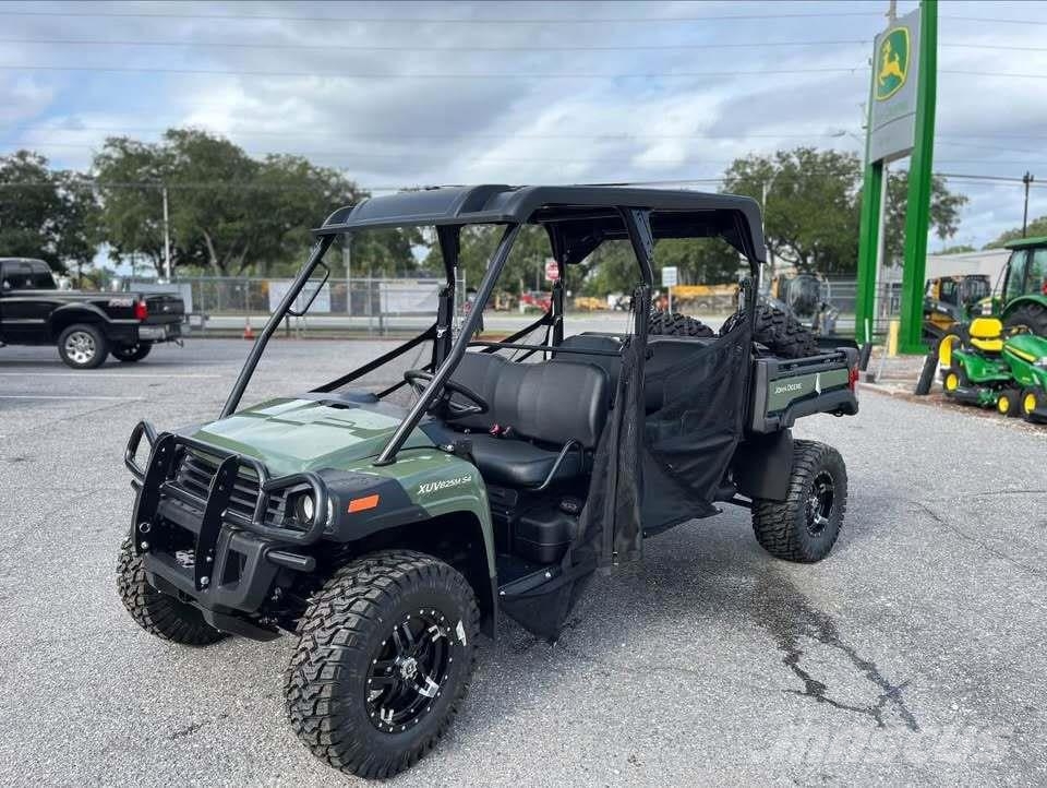 John Deere XUV 825M Utiliteitsmachines