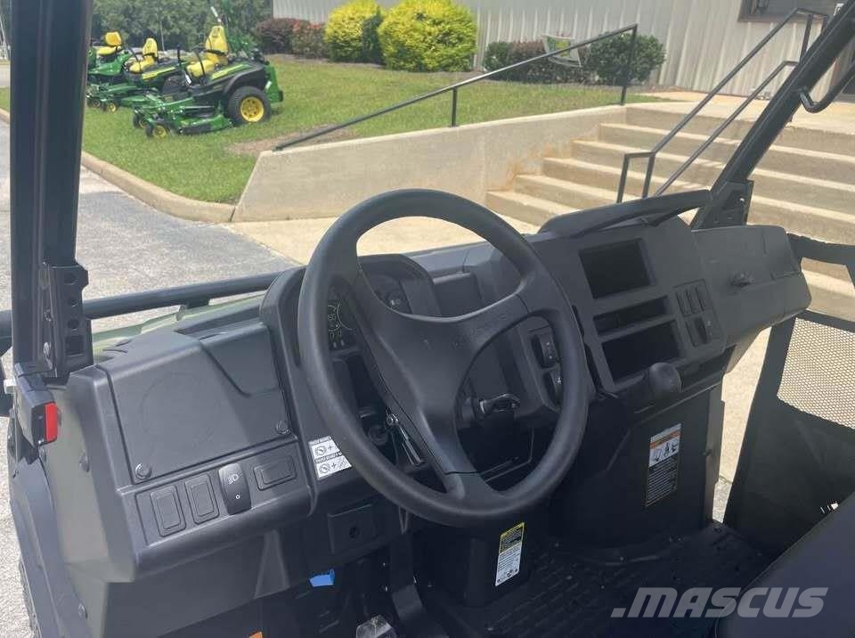 John Deere XUV 845M Pomoćne mašine