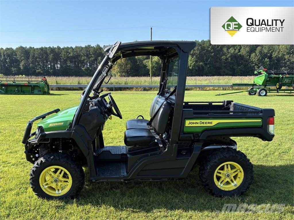 John Deere XUV 835M Pomožni stroji