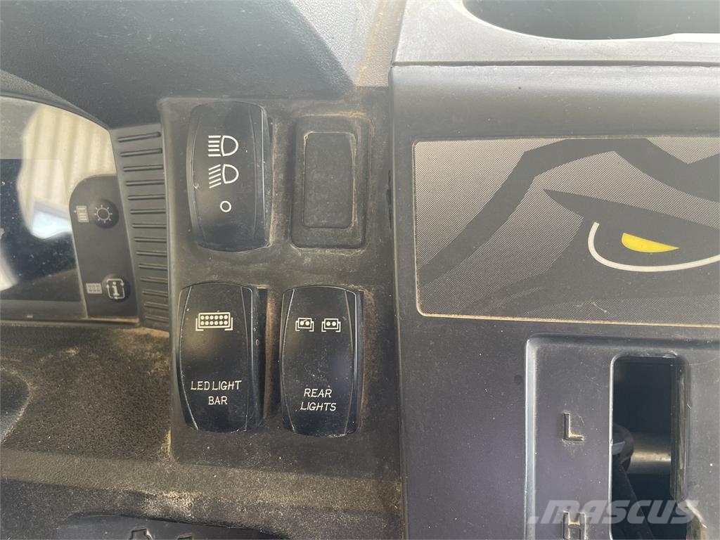 John Deere XUV 590M Χρηστικές μηχανές