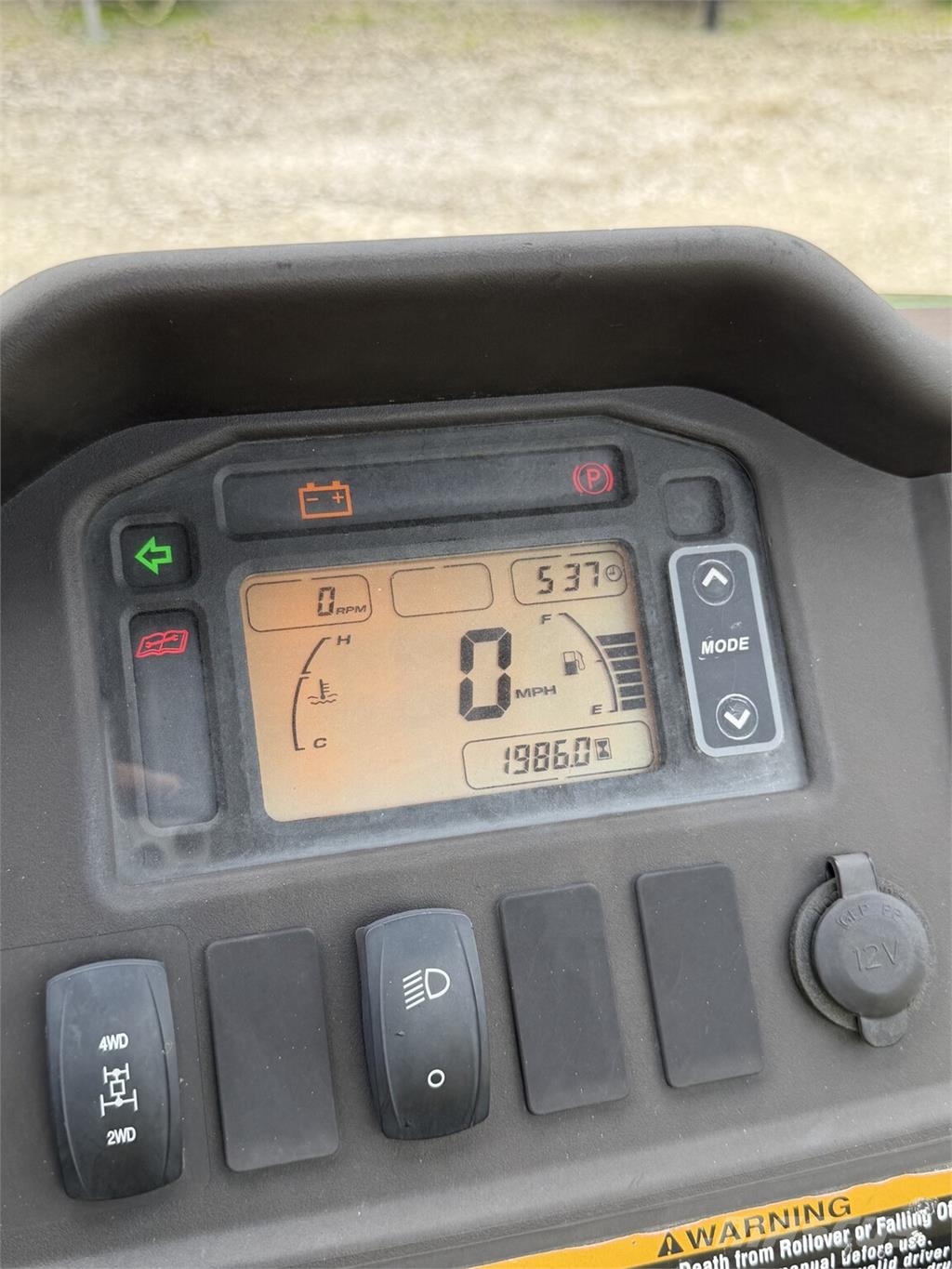 John Deere XUV 825I GREEN Utility machines