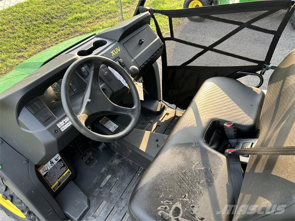 John Deere XUV 590M Pomoćni strojevi
