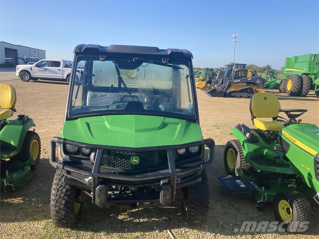 John Deere XUV 845M ماكينات منفعة عامة