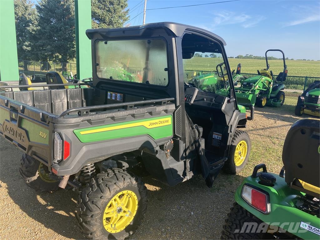 John Deere XUV 845M ماكينات منفعة عامة