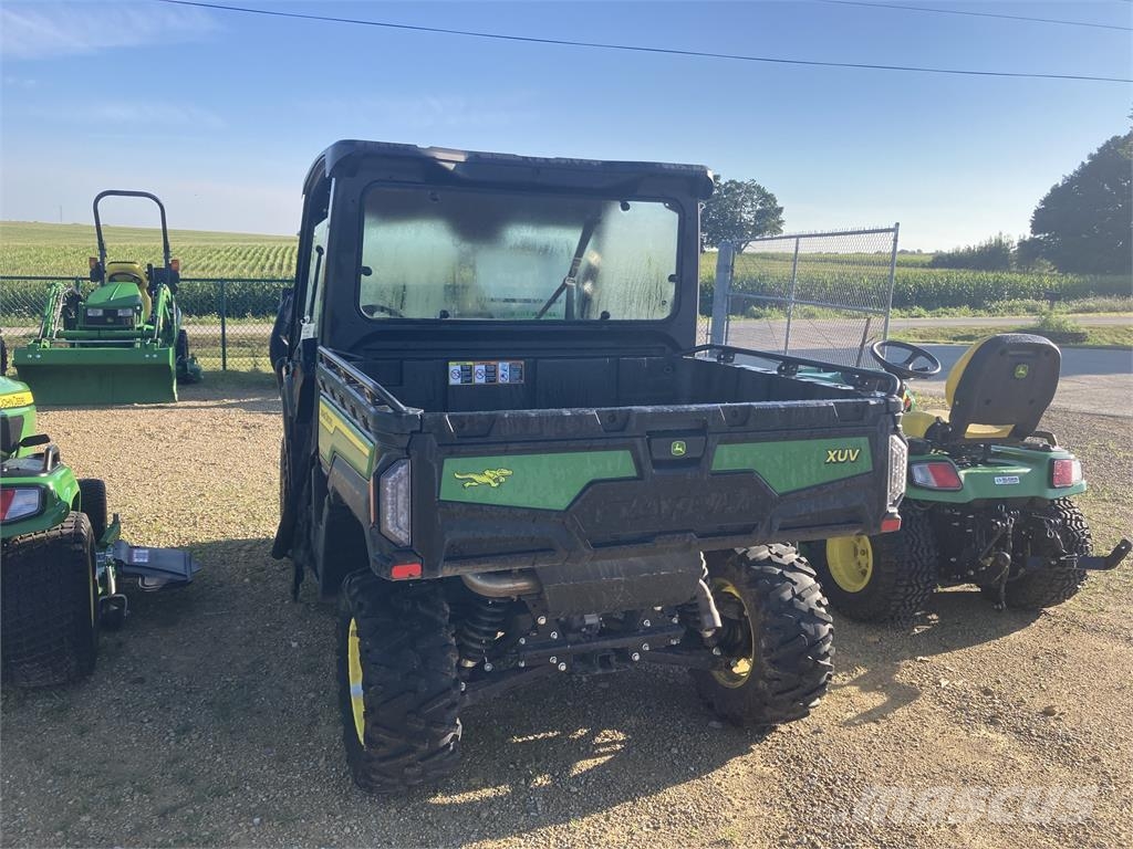 John Deere XUV 845M ماكينات منفعة عامة
