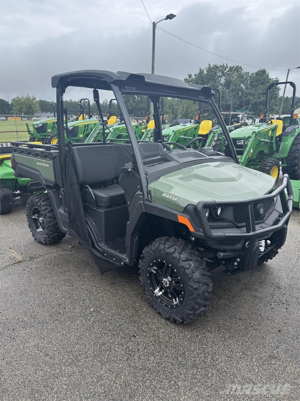 John Deere XUV 845M ماكينات منفعة عامة