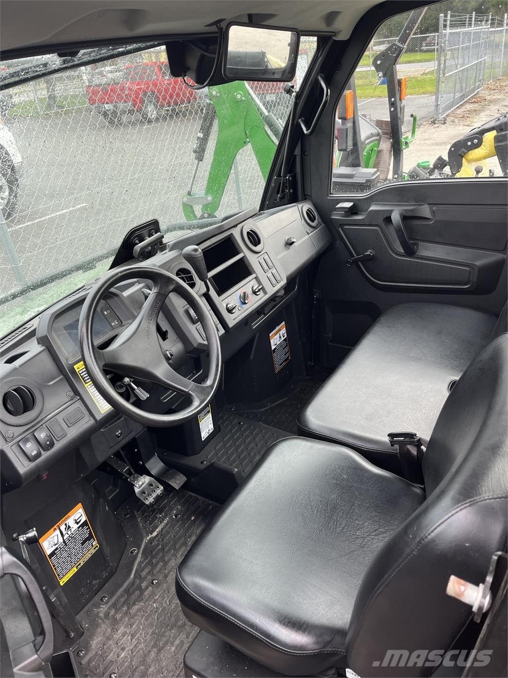 John Deere XUV 835M Máquinas utilitárias