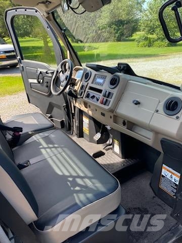 John Deere XUV 845R 多用途機械