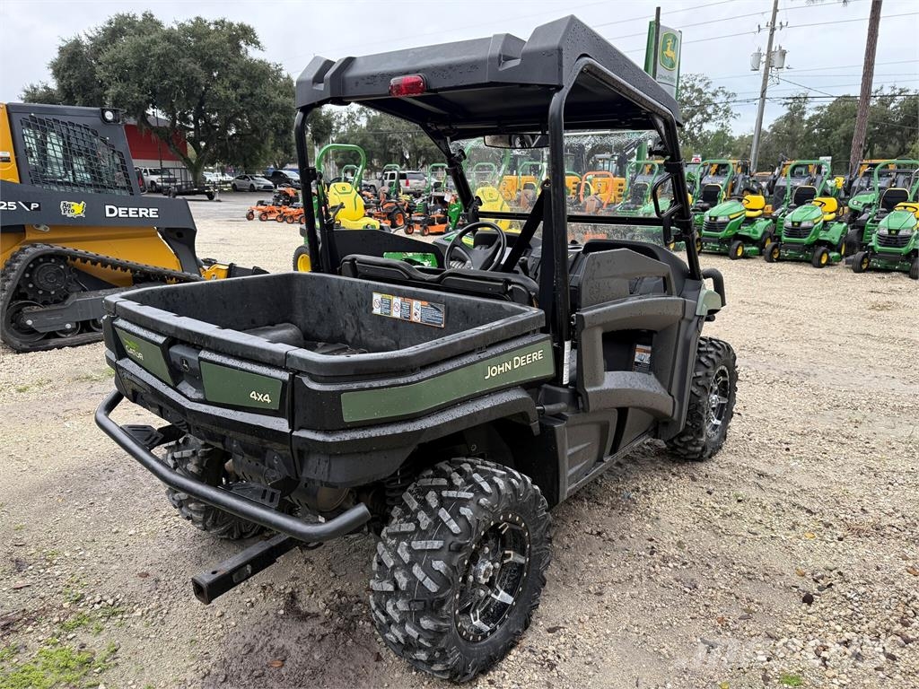 John Deere XUV 590M Pomoćni strojevi