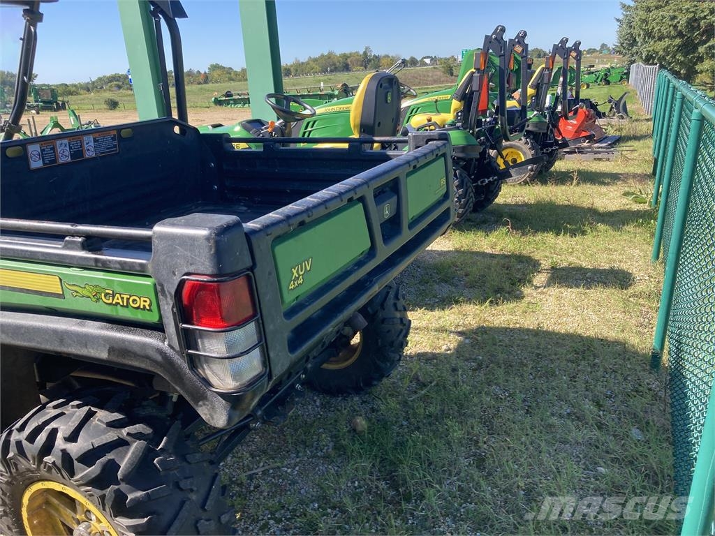 John Deere XUV 825I GREEN Pomožni stroji