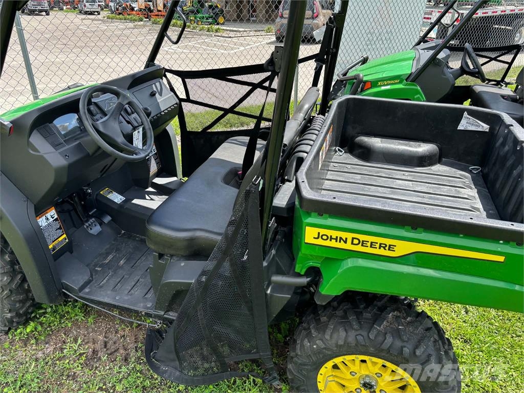 John Deere XUV 590M Küçük araçlar