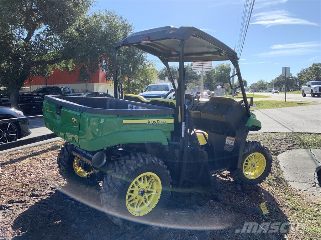 John Deere XUV 590M Pomoćne mašine