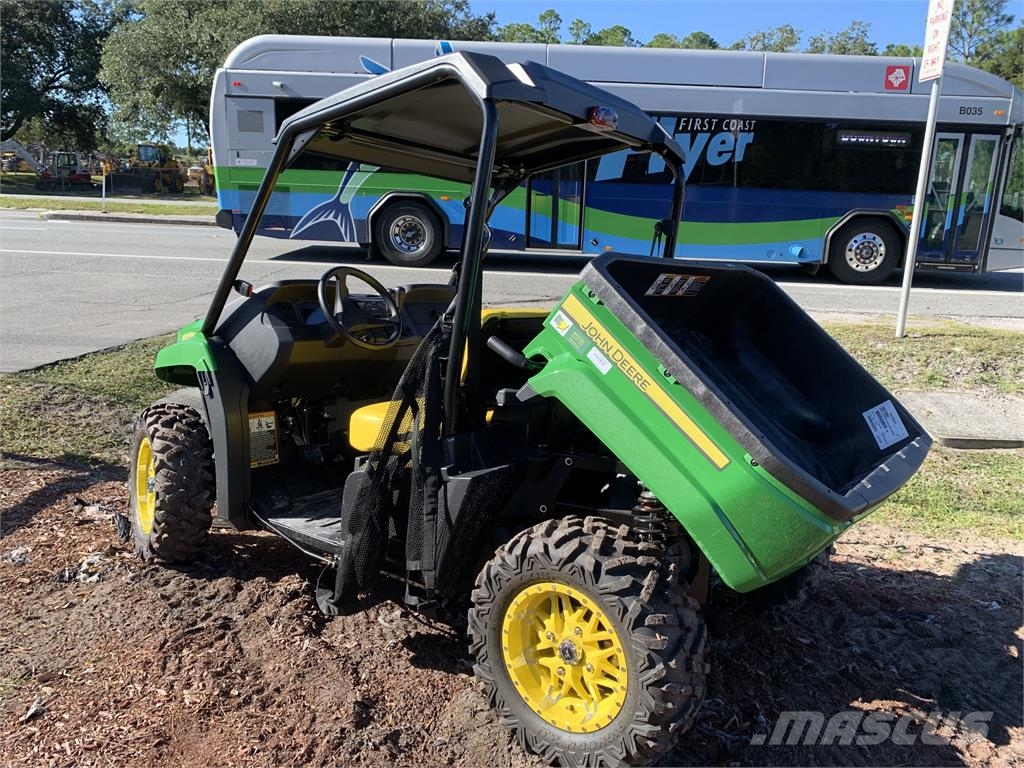 John Deere XUV 590M Pomoćne mašine