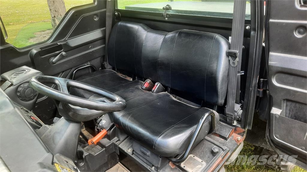John Deere XUV 825i Maquinaria para servicios públicos