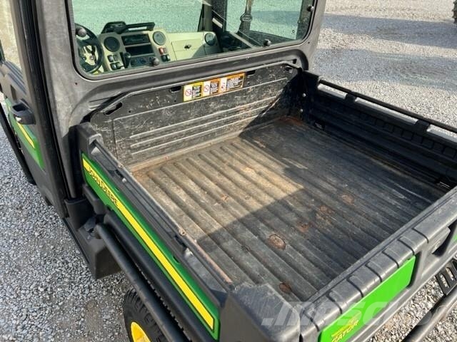 John Deere XUV 835R Utility machines