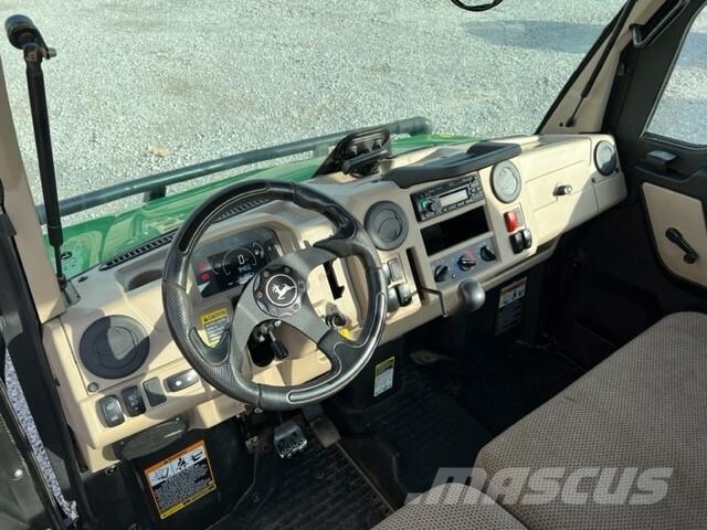 John Deere XUV 835R Utility machines