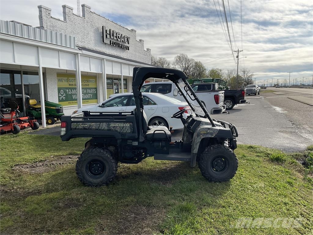 John Deere XUV 825I CAMO Irankiu vezimeliai