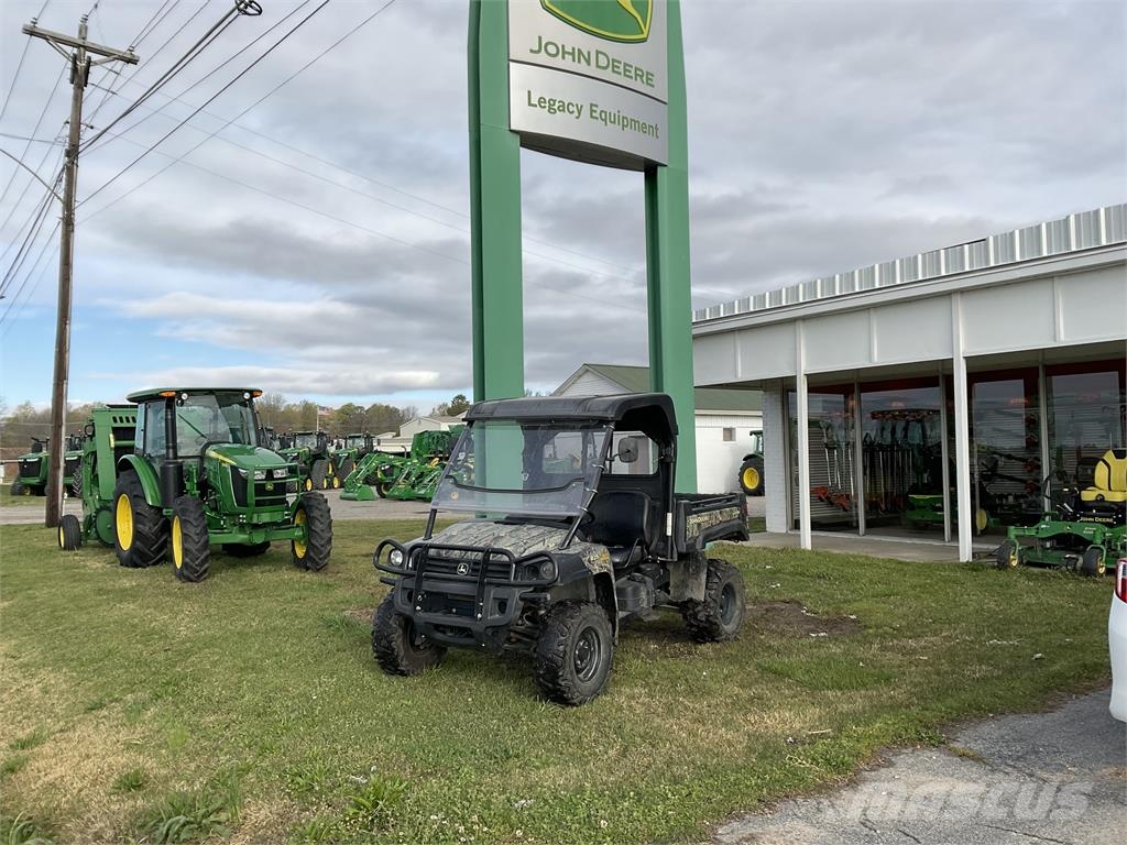 John Deere XUV 825I CAMO Irankiu vezimeliai