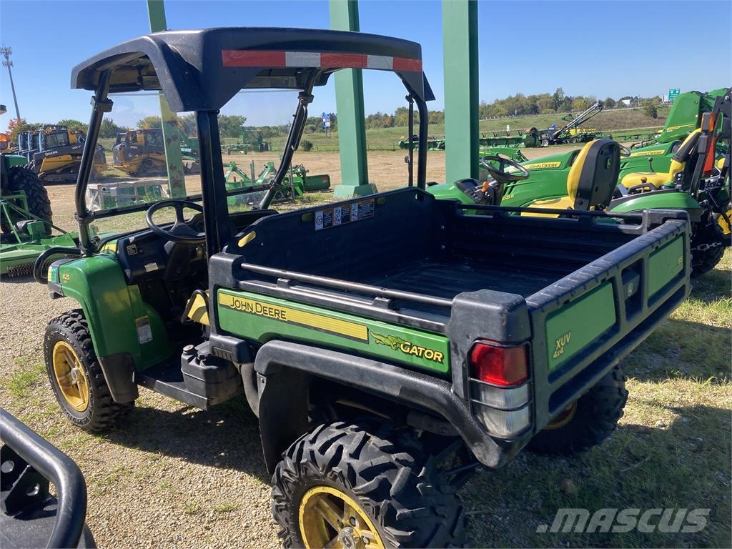 John Deere XUV 825I GREEN Pomožni stroji