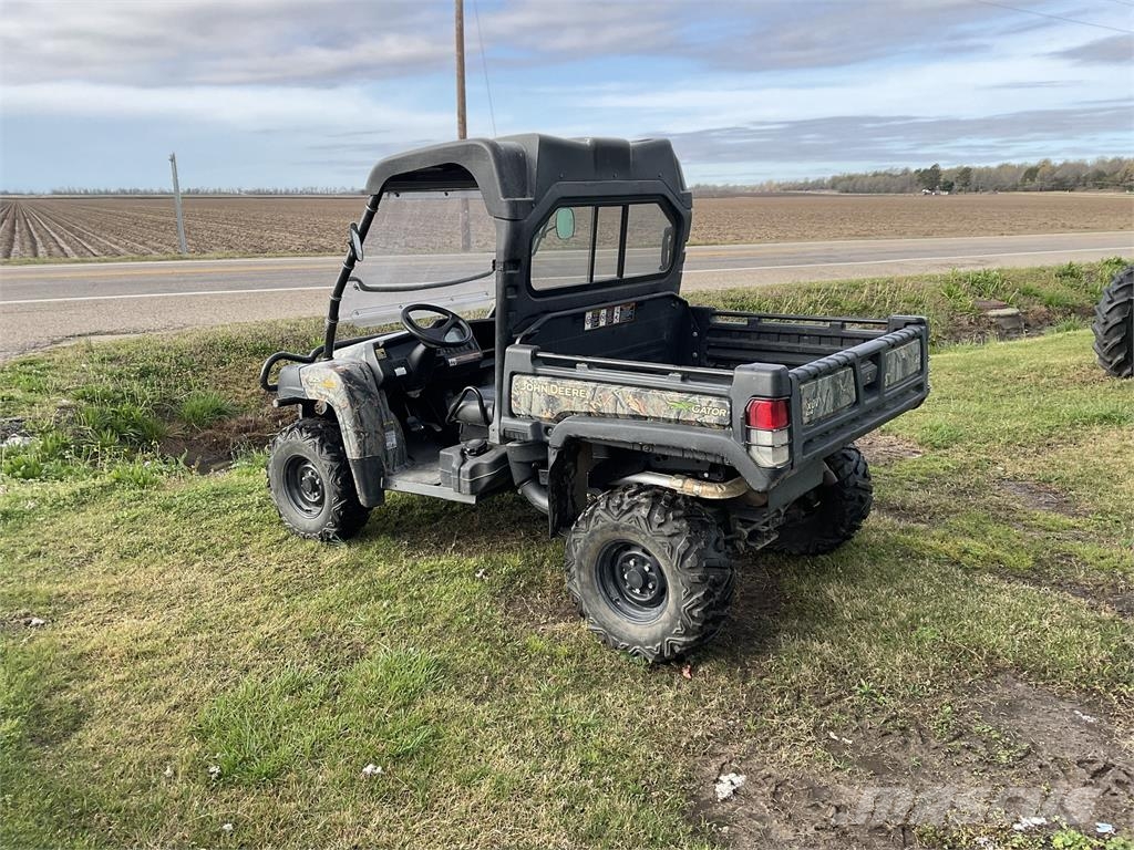 John Deere XUV 825I CAMO Irankiu vezimeliai