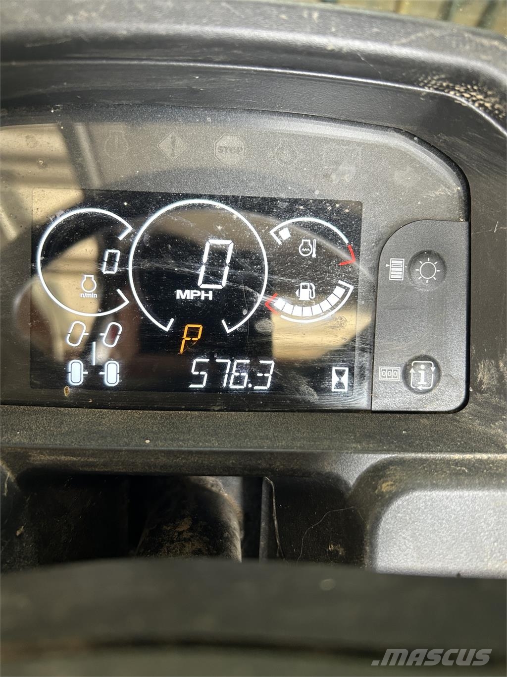 John Deere XUV 835M ユーティリティー機械