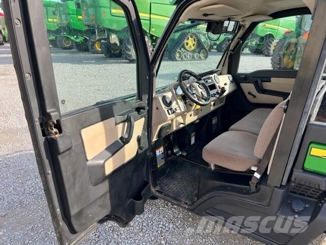 John Deere XUV 835R Utility machines