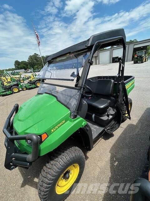 John Deere XUV560E Úžitkové vozne