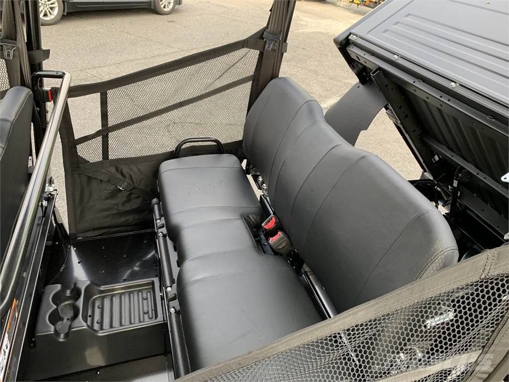 John Deere XUV825M S4 Utility machines