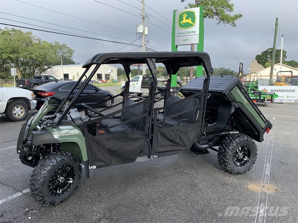 John Deere XUV825M S4 Utility machines