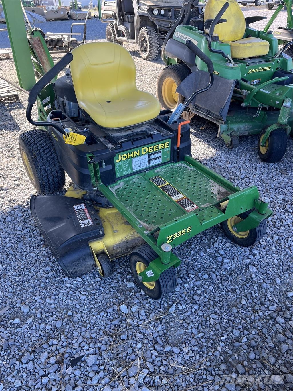 John Deere Z335E Nollsvängare