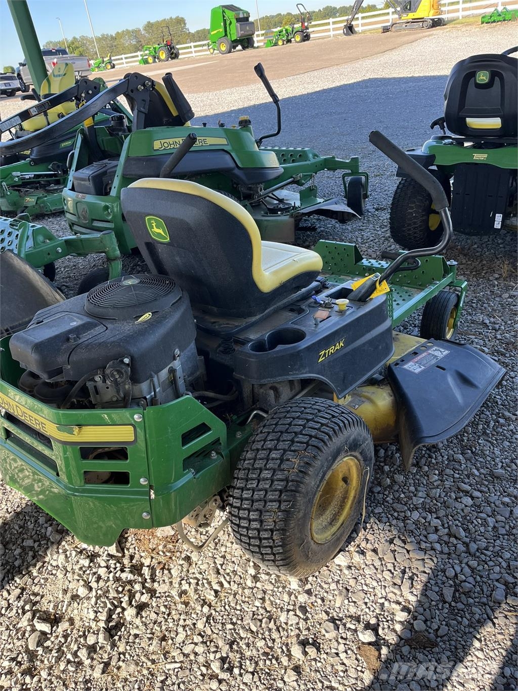 John Deere Z335E Nollsvängare
