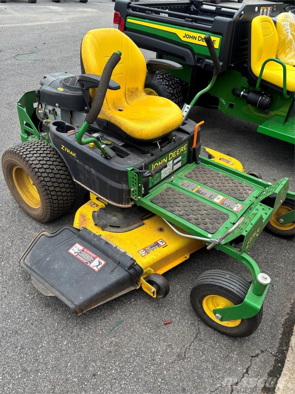 John Deere Z375R Zero turn косилки