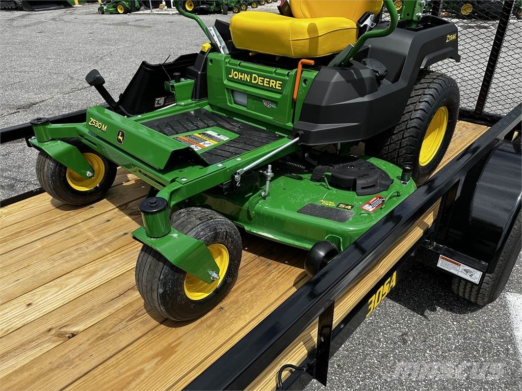 John Deere Z530M Nulinio apsisukimo traktoriukai